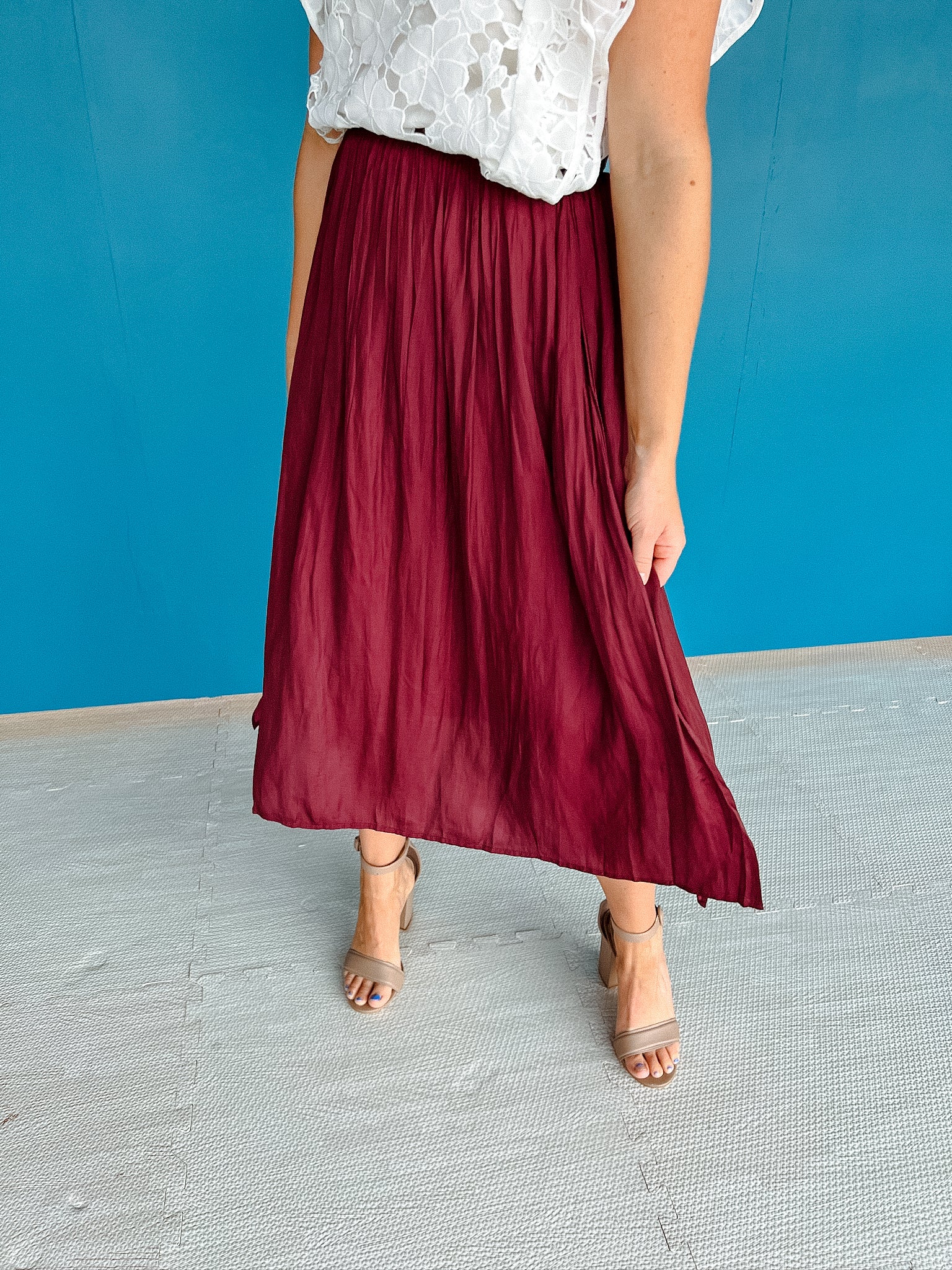 Hailey Midi Skirt - Maroon