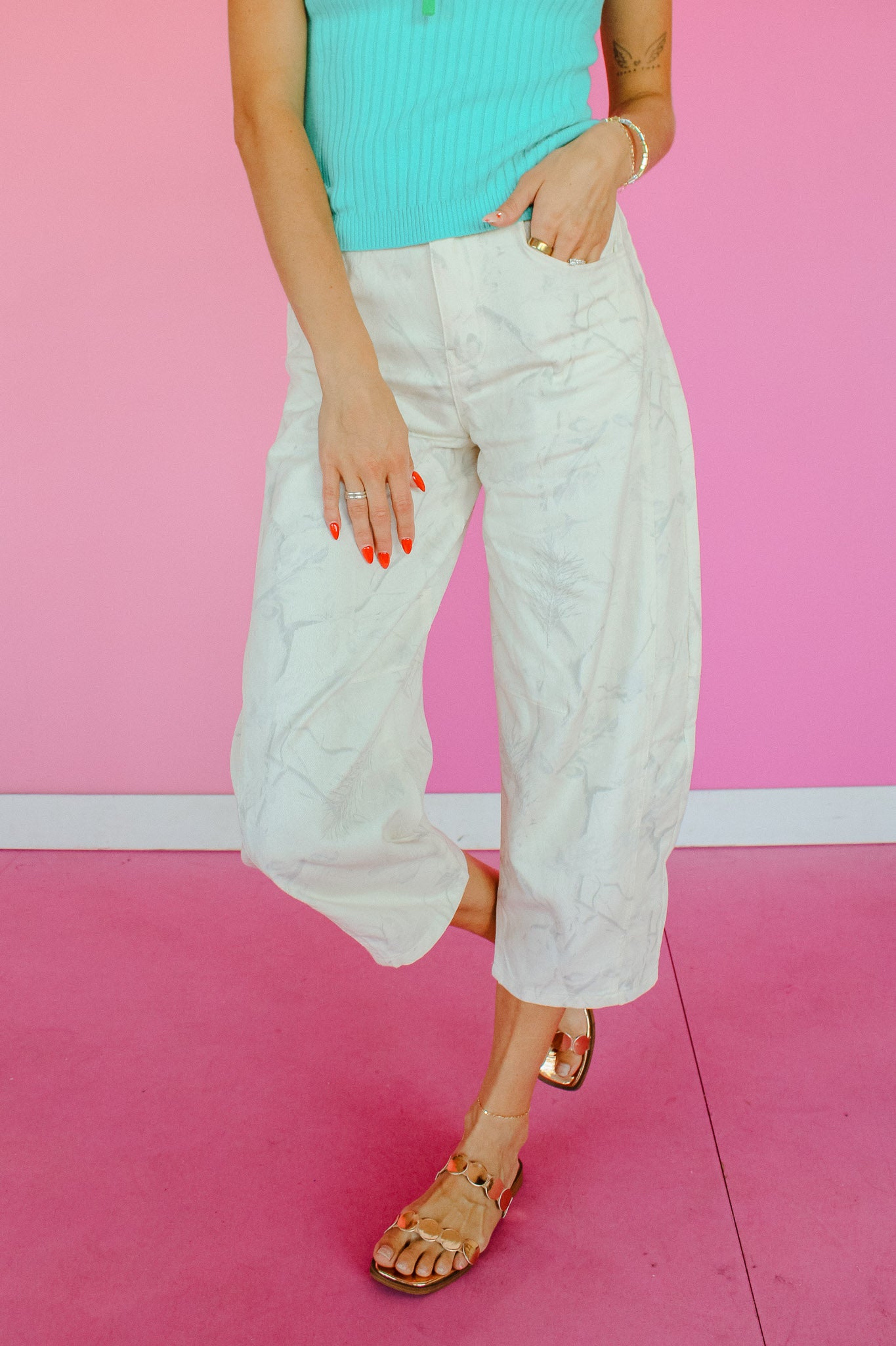 Paige Barrel Pants - Grey + Cream
