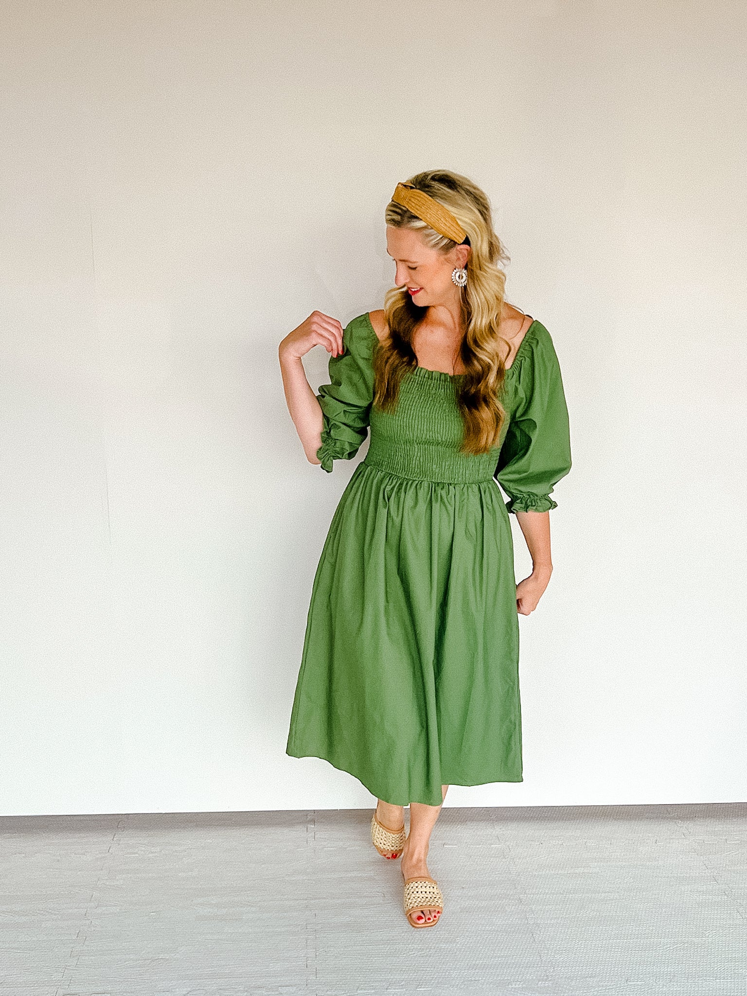 Trixie Puff Sleeve Midi Dress - Olive