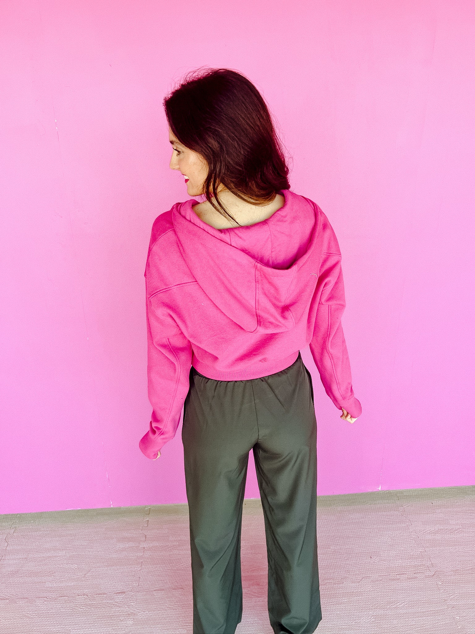 Simone Cropped Fleece Hoodie - Cool Pink