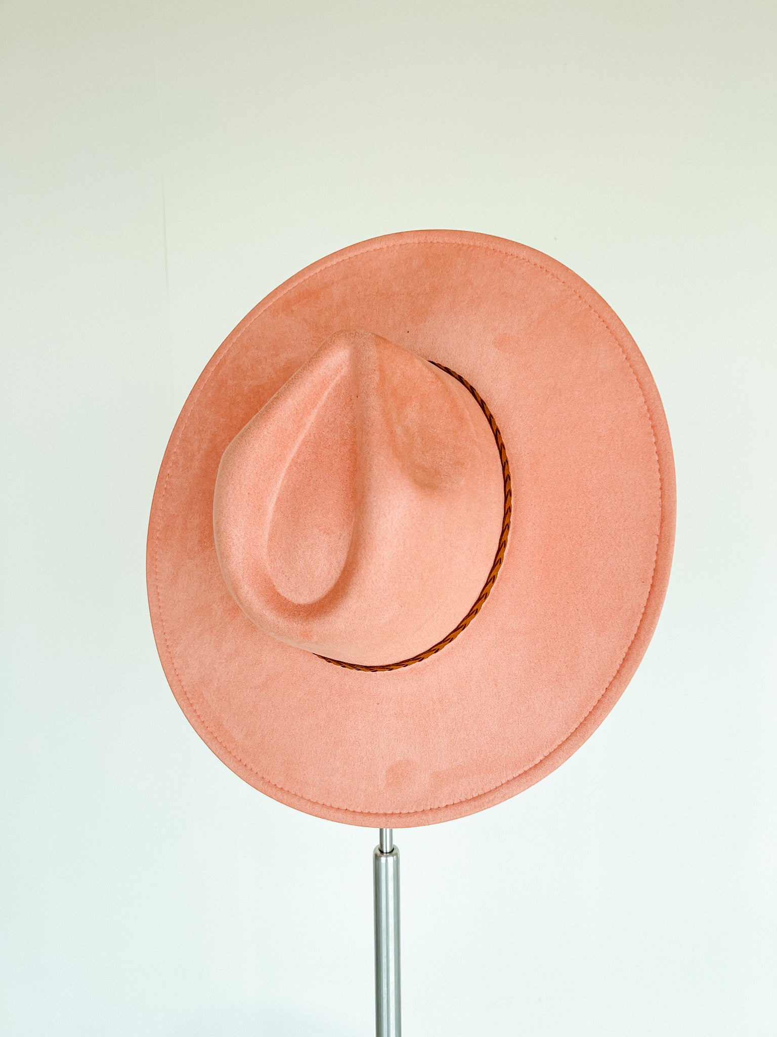 Aspen Wide Brim Suede Hat - Coral