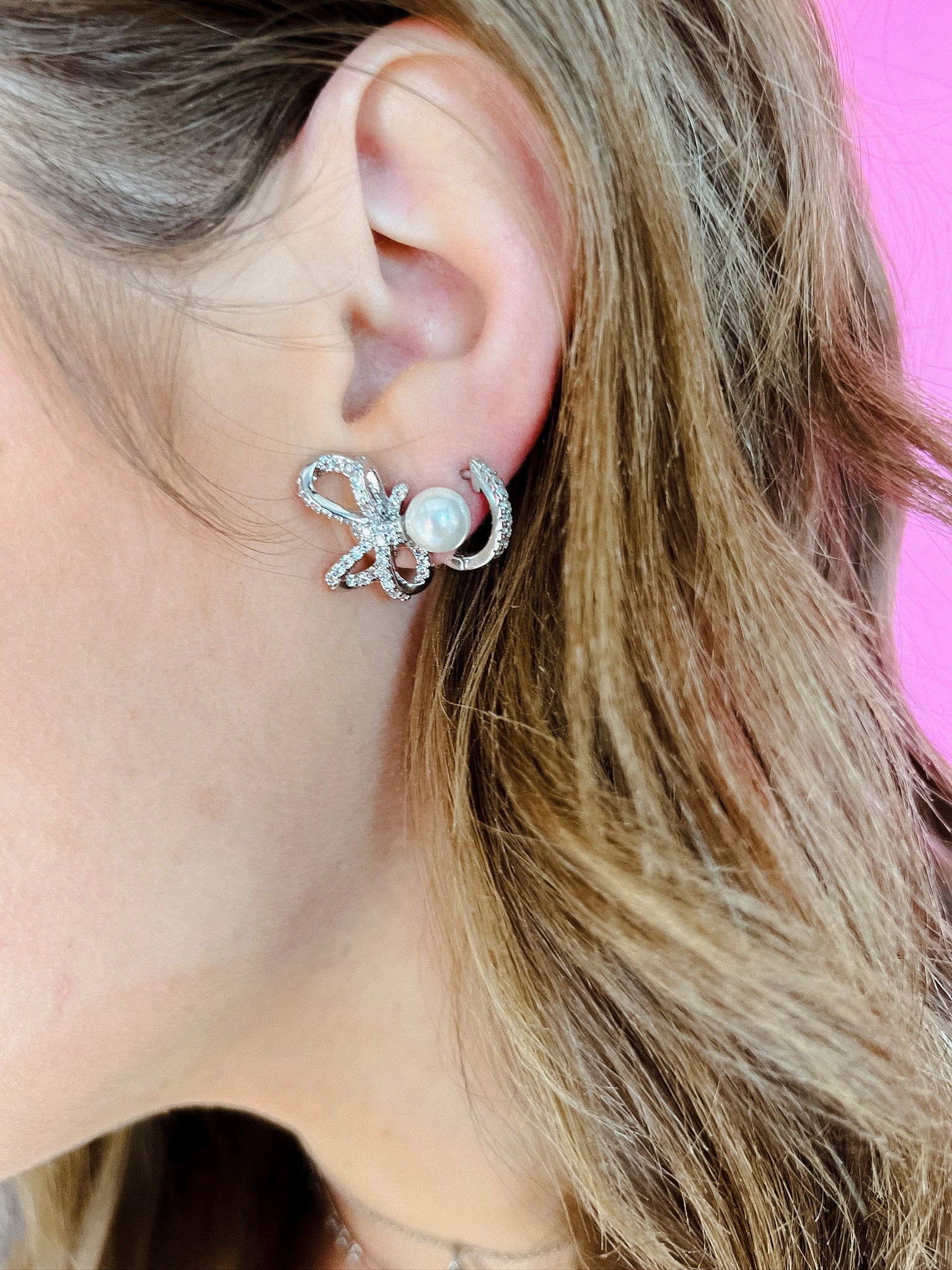 [Treasure Jewels] Kaelyn Ribbon Pearl Earrings - Silver