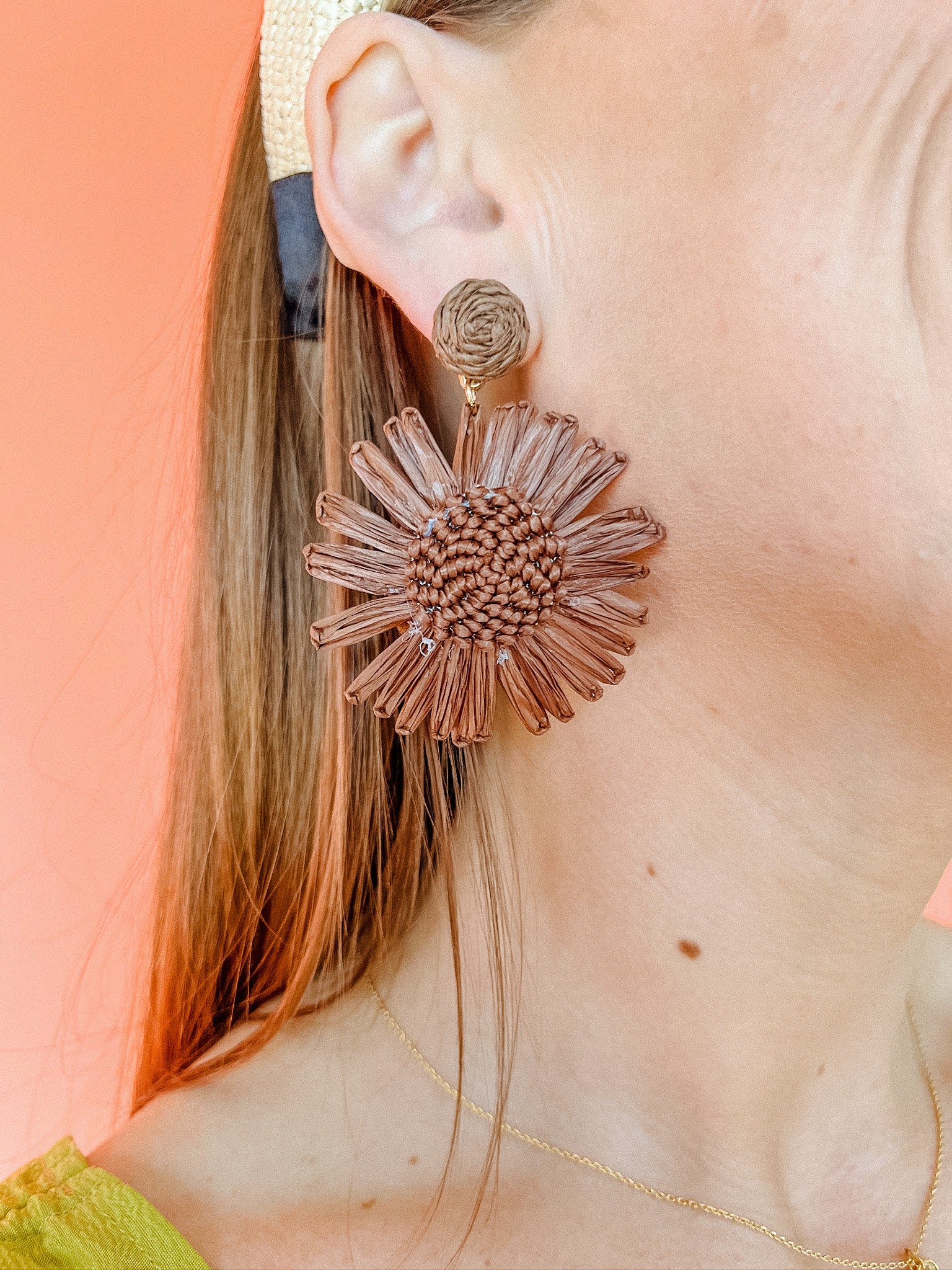 Betsy Flower Earrings - Chocolate