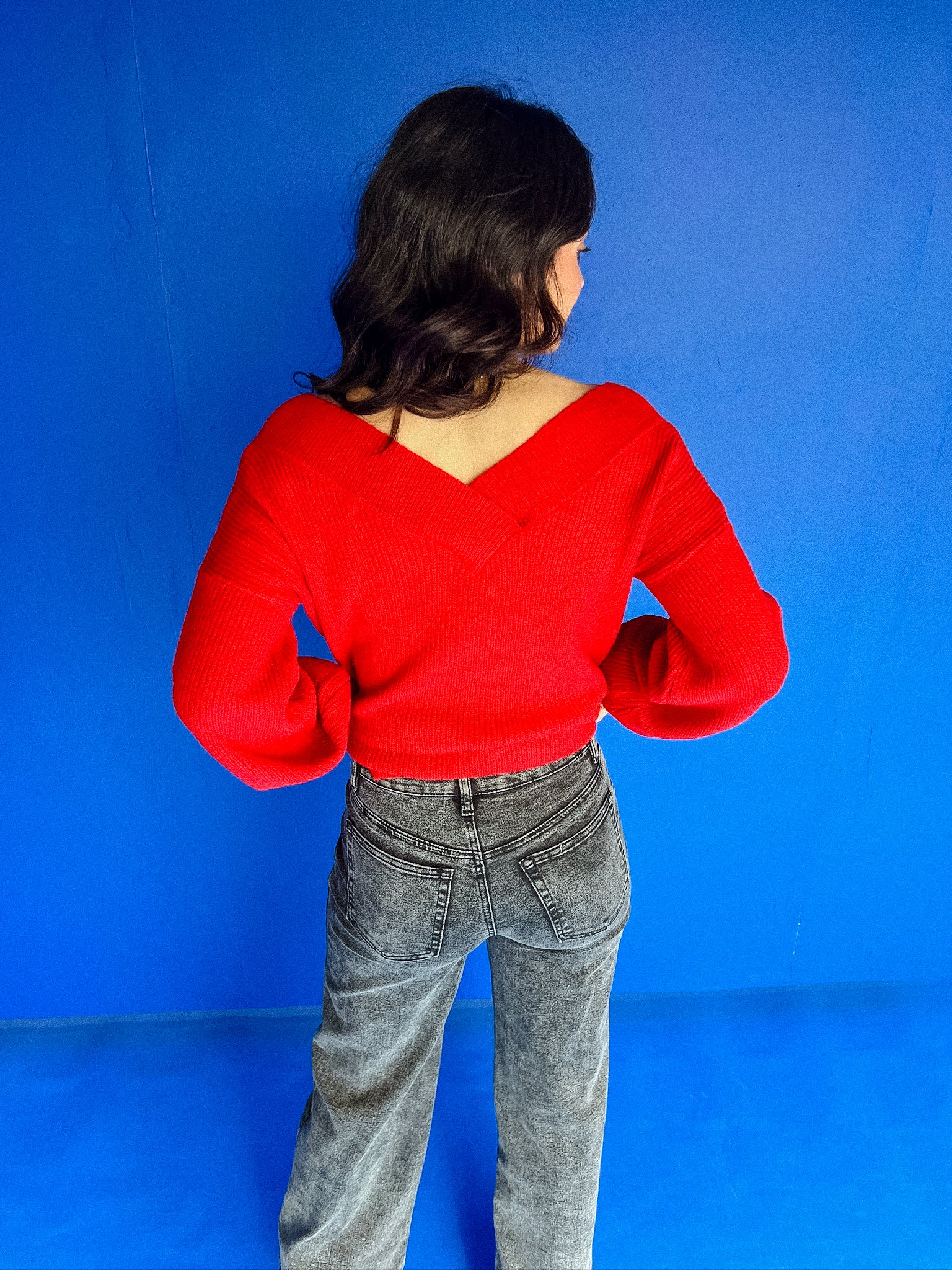 Lorelei V-Neck Sweater -Cool Red