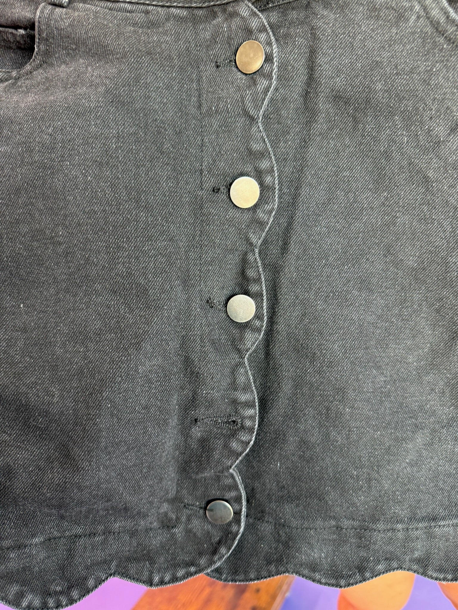 [Defect Sale] Serena Scallop Denim Skirt