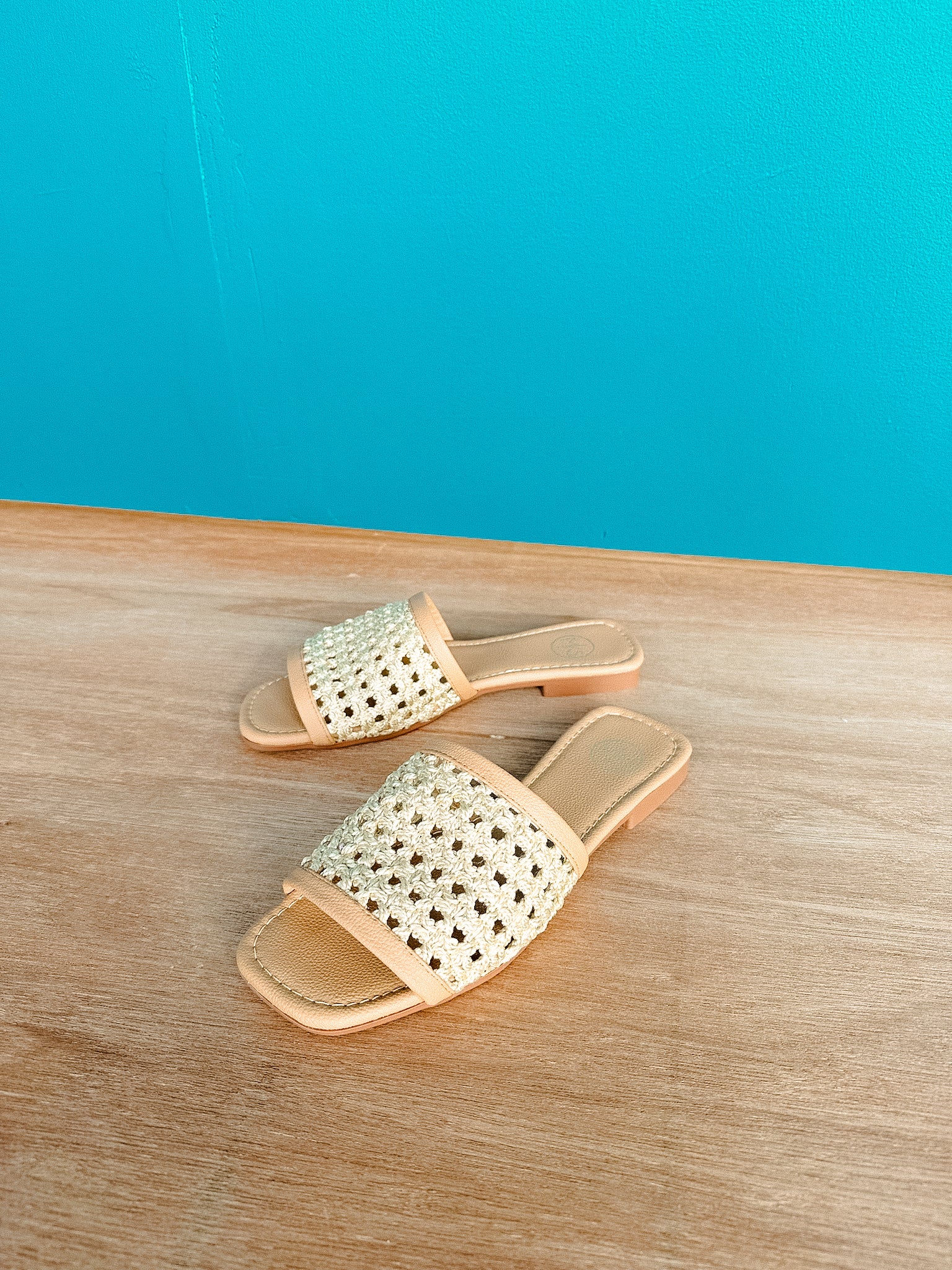 Anika Woven Sandals - Light Tan