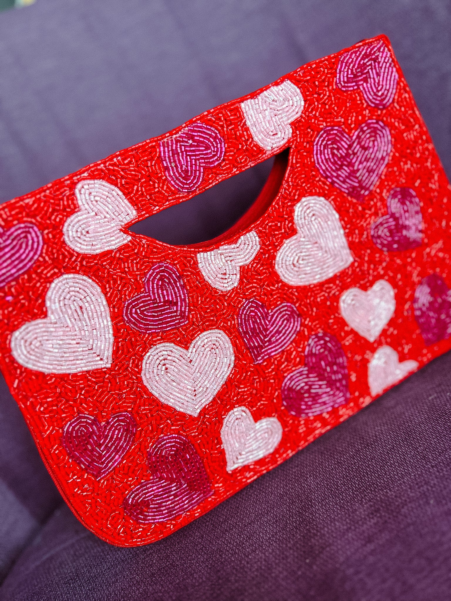 [Treasure Jewels] Roses Are Red Heart Clutch - Red + Fuchsia