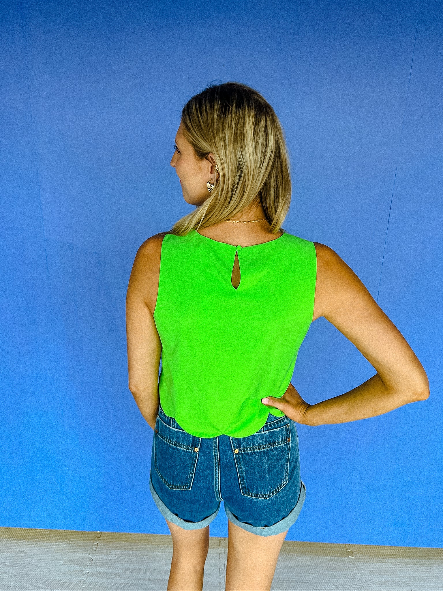 Lily Scalloped Tank - Bright Green