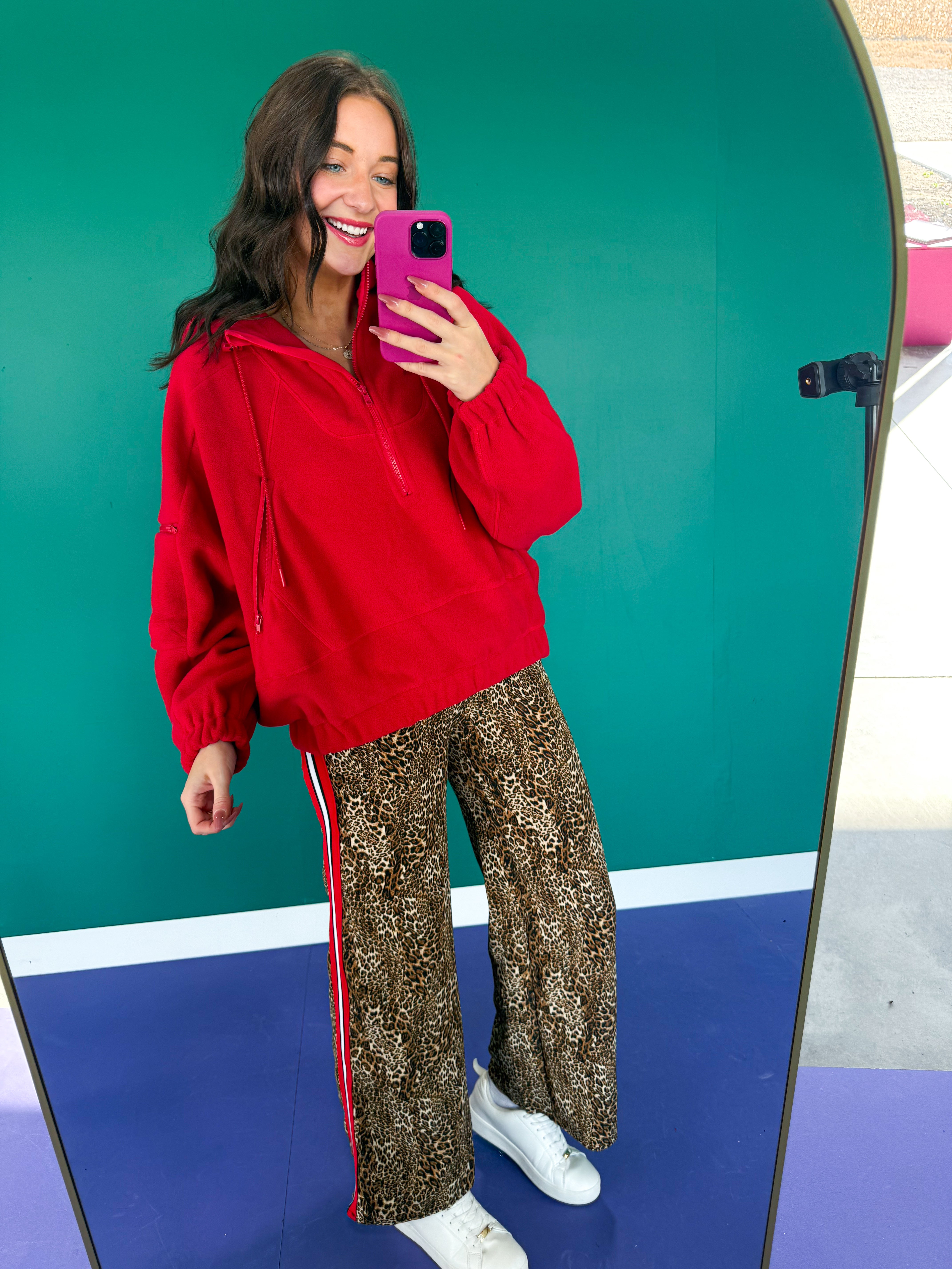 Hazel Hooded Pullover - Cool Red