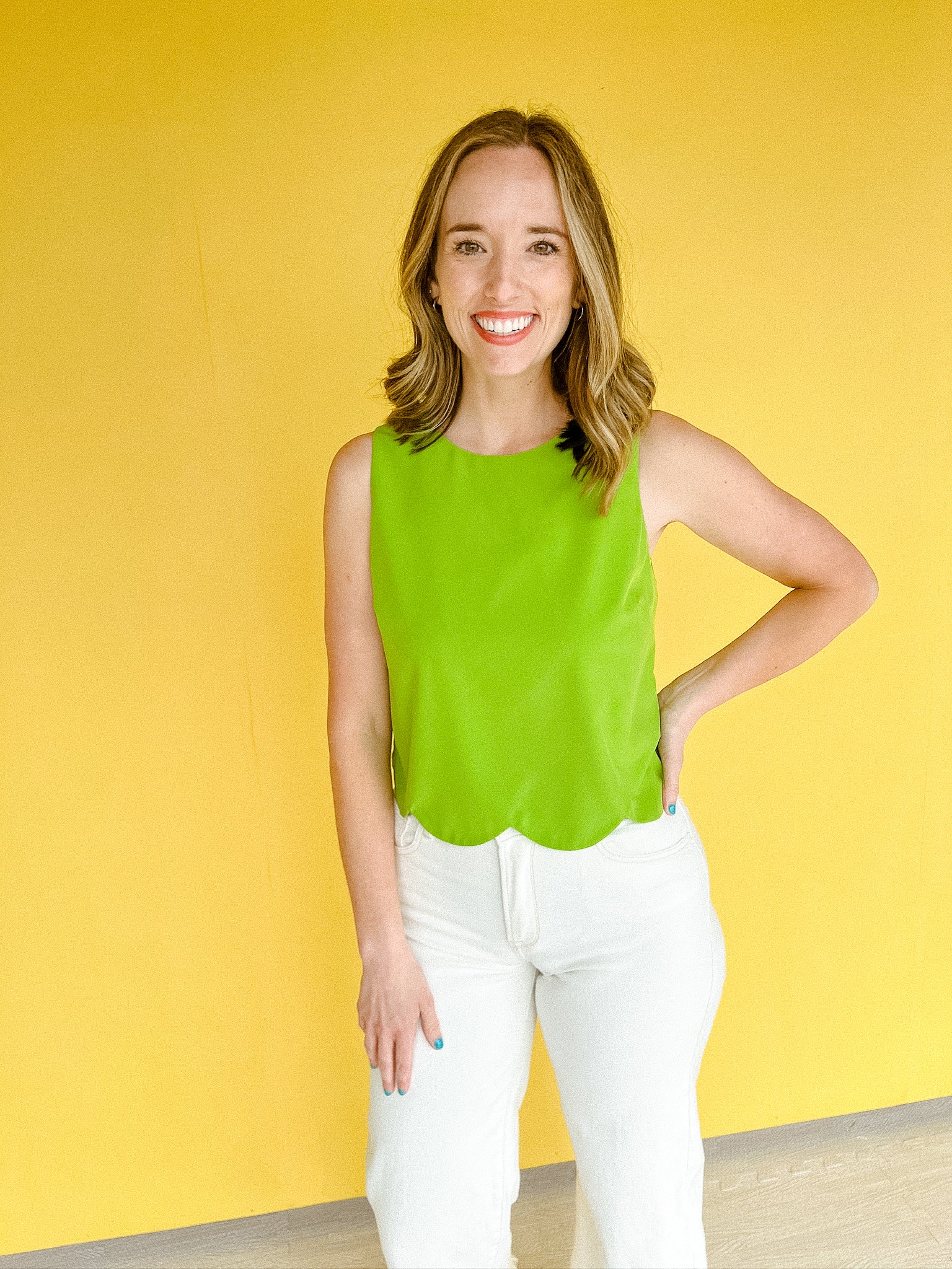 Lily Scalloped Tank - Lime