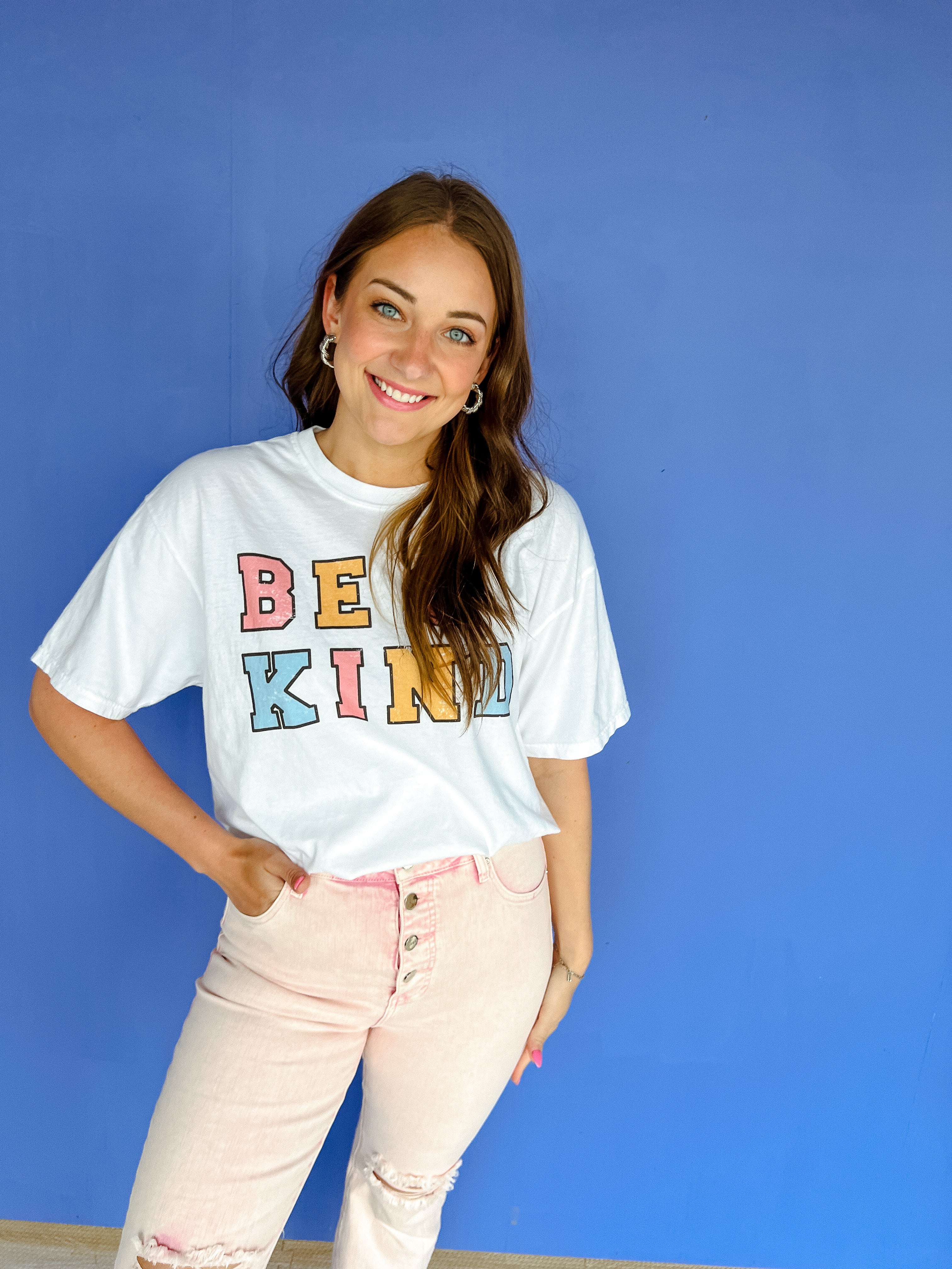Smile, Be Happy Tee - Cool White
