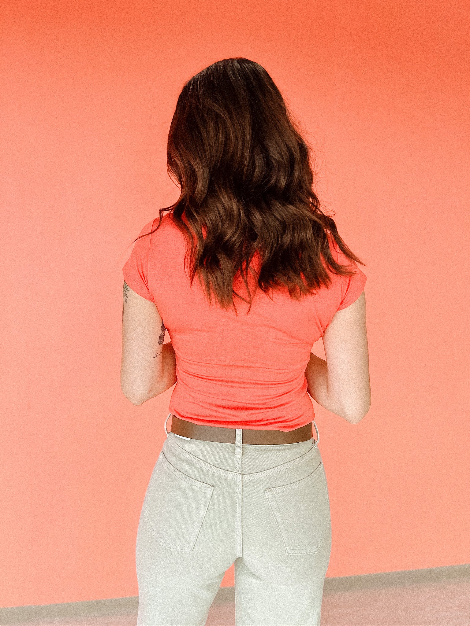 [Ellevate Basics] Therese Basic Tee - Rich Coral