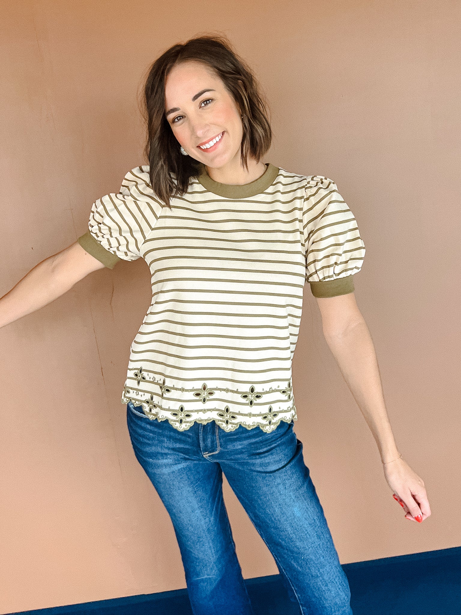 Savannah Puff Sleeve Top - Moss + Oyster