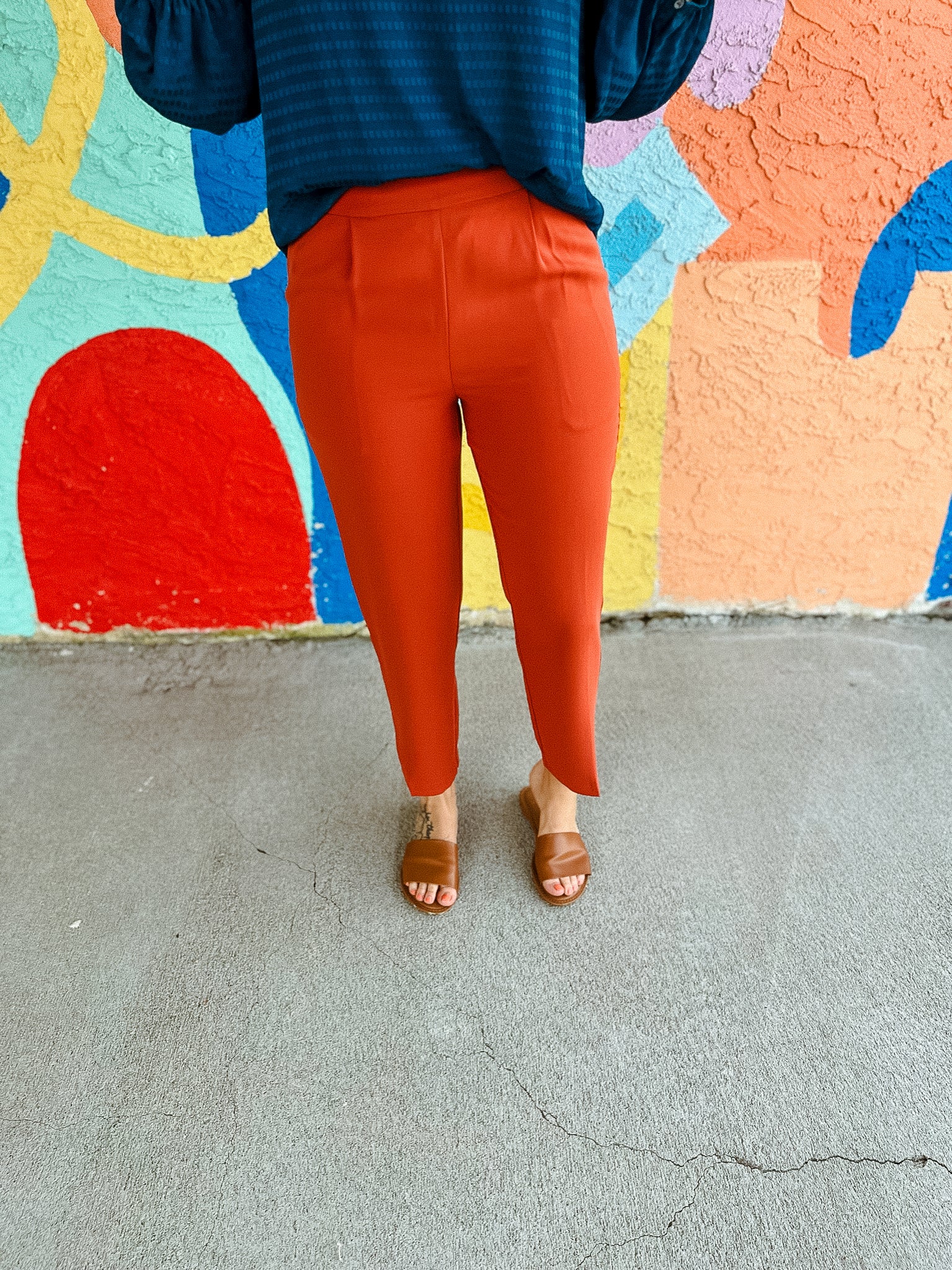 Janette Tapered Pants - Rust
