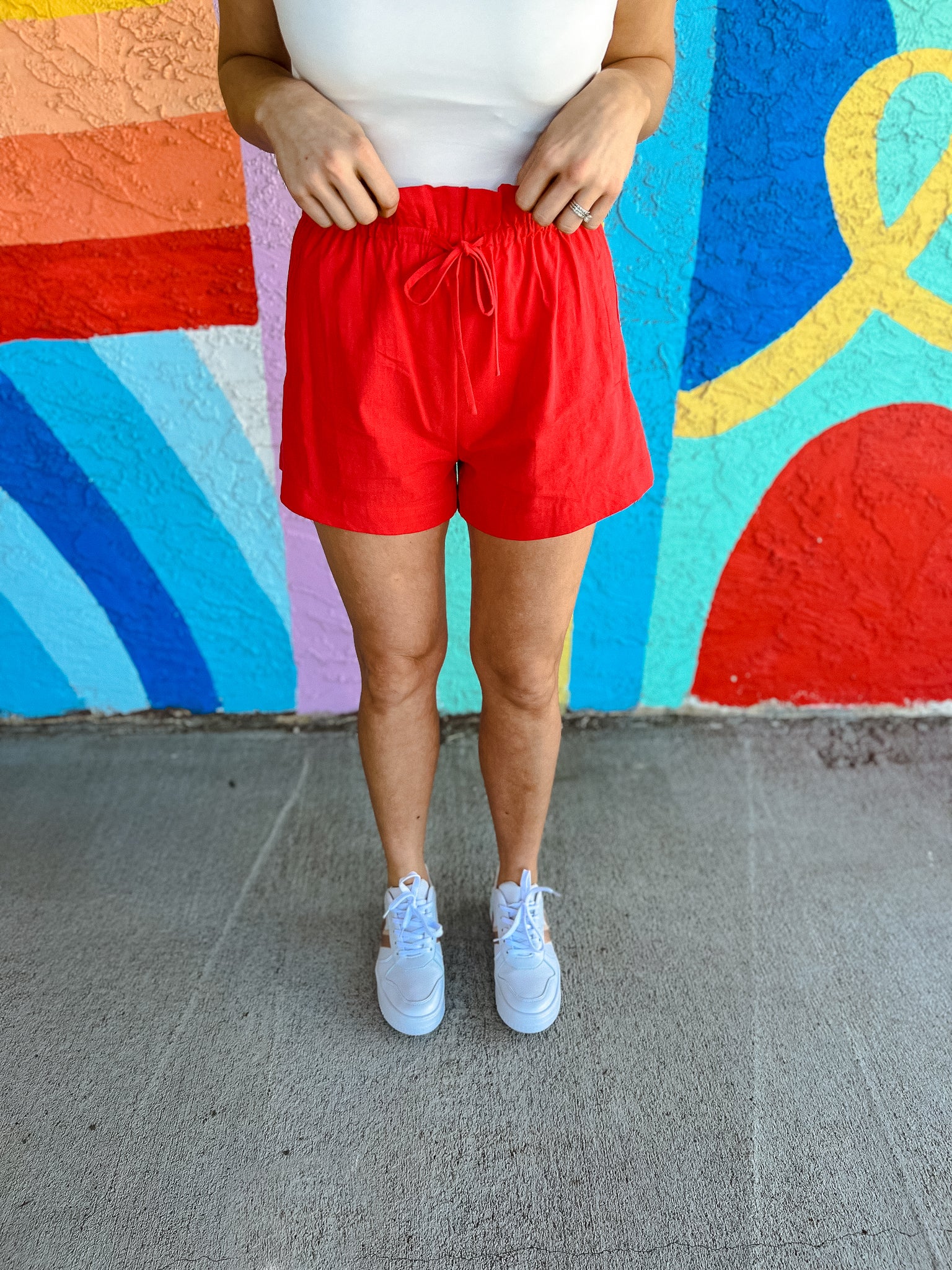 London Woven Shorts - Muted Coral Red