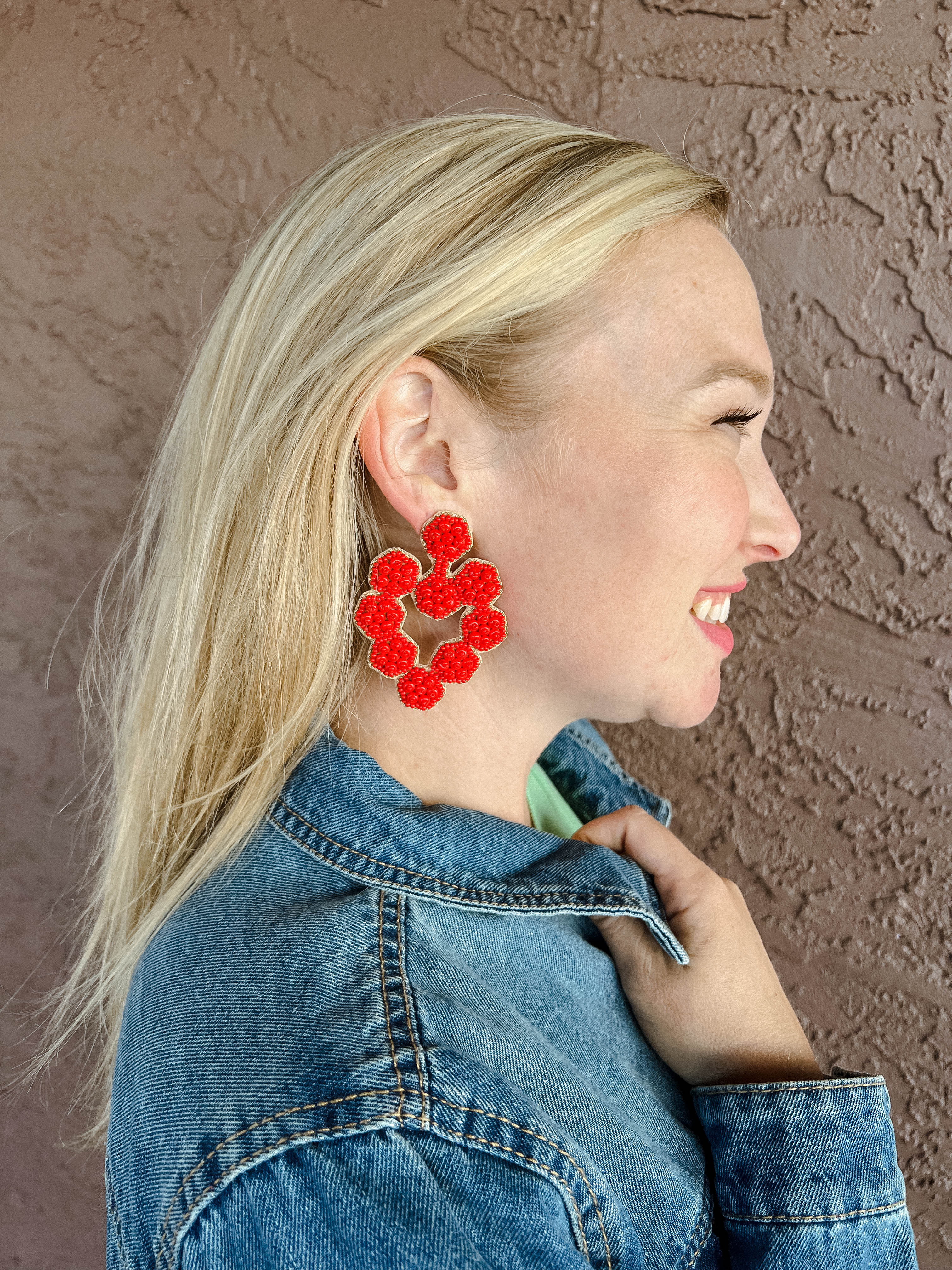 [Treasure Jewels] Holly Beaded Heart Earrings - True Red