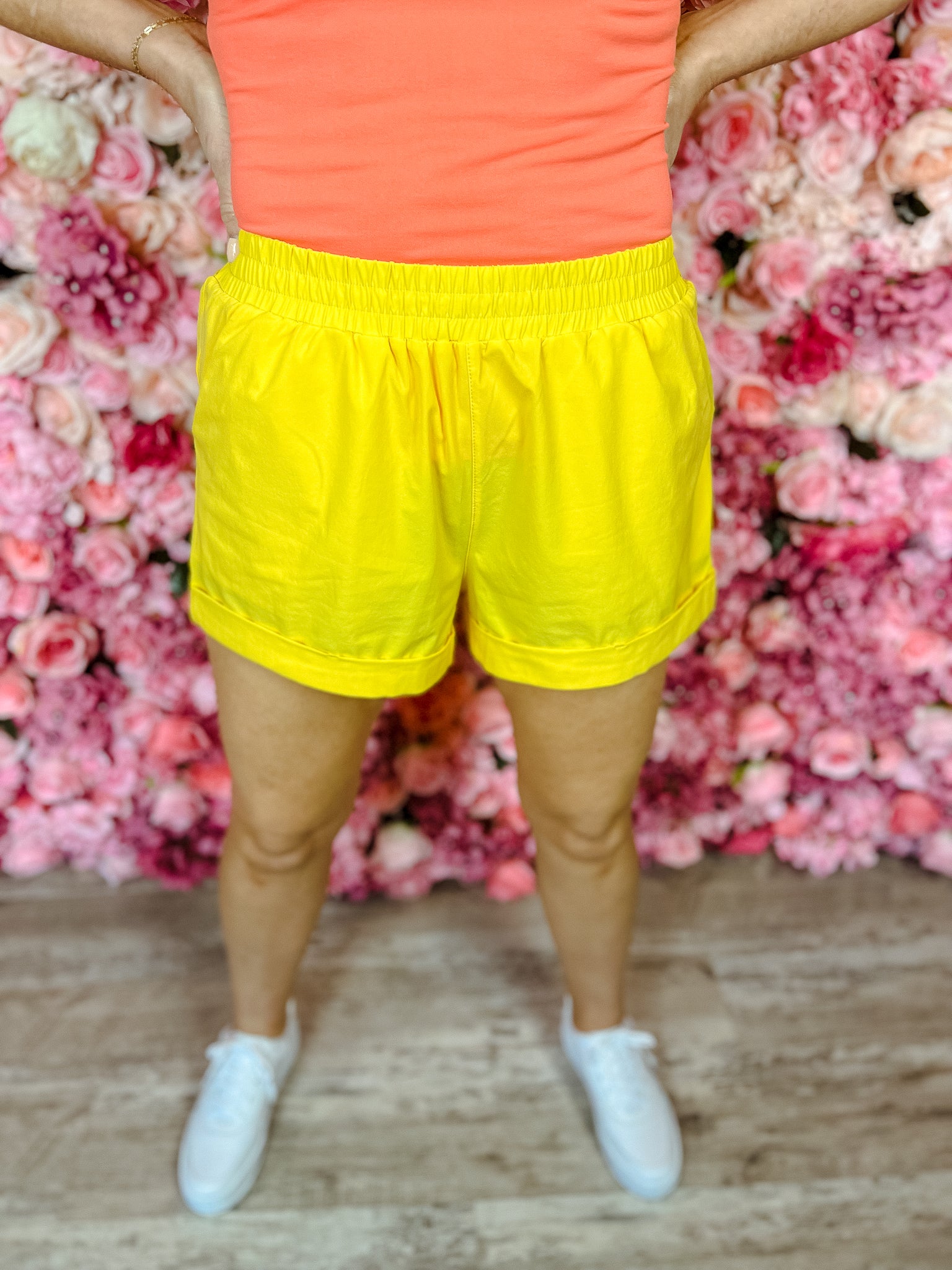 Rumor Has It Cuffed Shorts - Bright Yellow Ochre